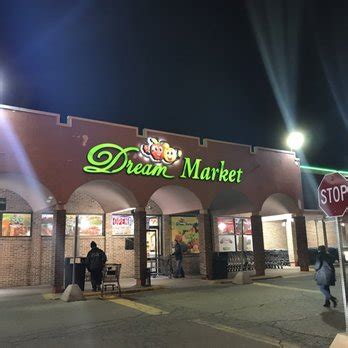 (It's jokingly referred to as "little Baghdad" for a reason) This one is probably one of my favorites for one reason- the fresh breads, meat pies, cheese pies, and other freshly baked goods They usually look like little pizzas topped with. . Dream market sterling heights